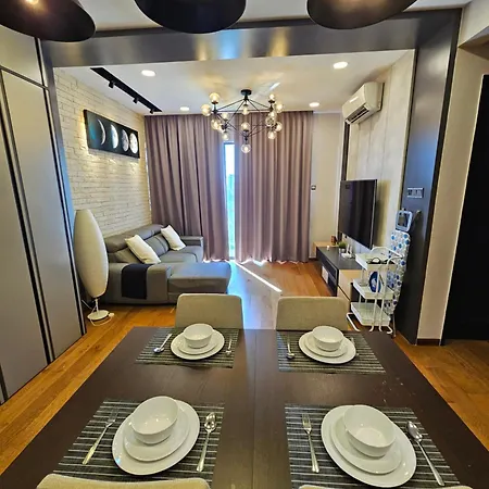 Usj One Subang Jaya By Widebed Apartment Exterior photo