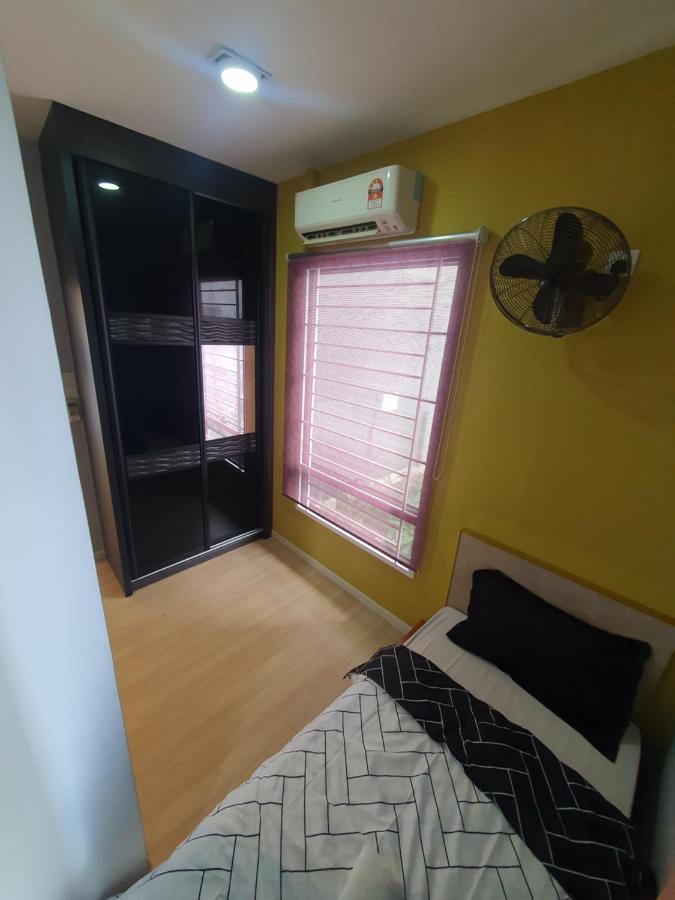 Usj One By Widebed Apartment Subang Jaya